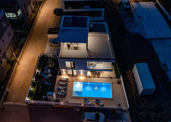 Casa de Férias Leona Vir