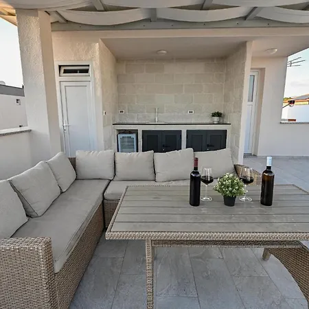 Dom wakacyjny Leona *